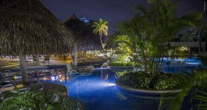 Coronado Luxury Club & Suites