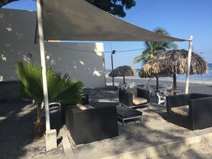 Beach nearby, beach bar