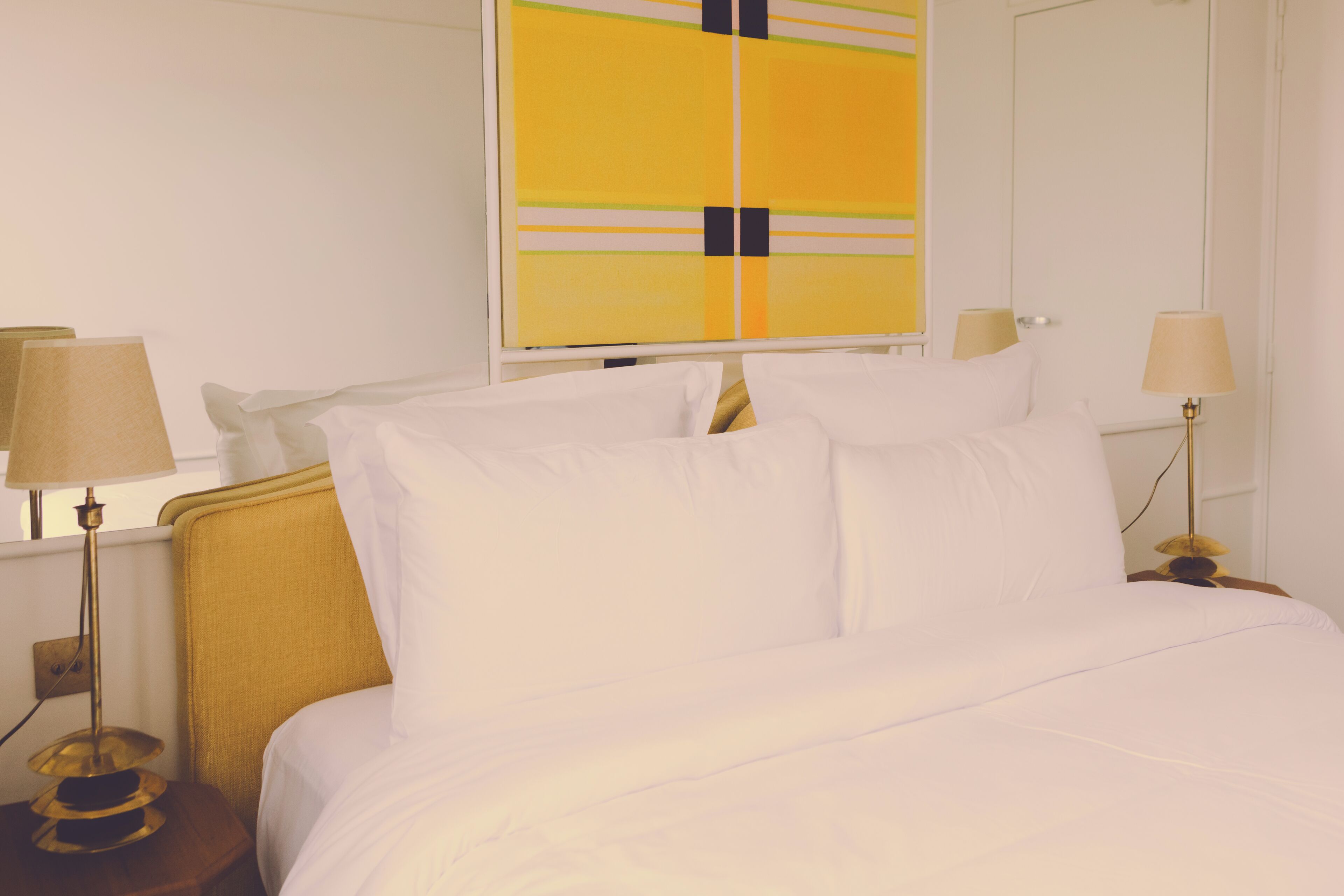 Bureau, chambres insonorisées, Wi-Fi gratuit, draps fournis