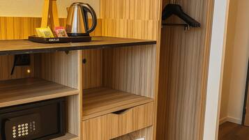 Luxe beddengoed, een kluis op de kamer, individueel gemeubileerd