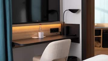 Premium bedding, in-room safe, individually furnished, desk