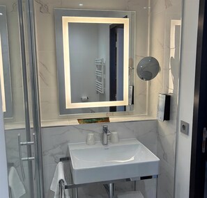 Standard Room, Multiple Beds