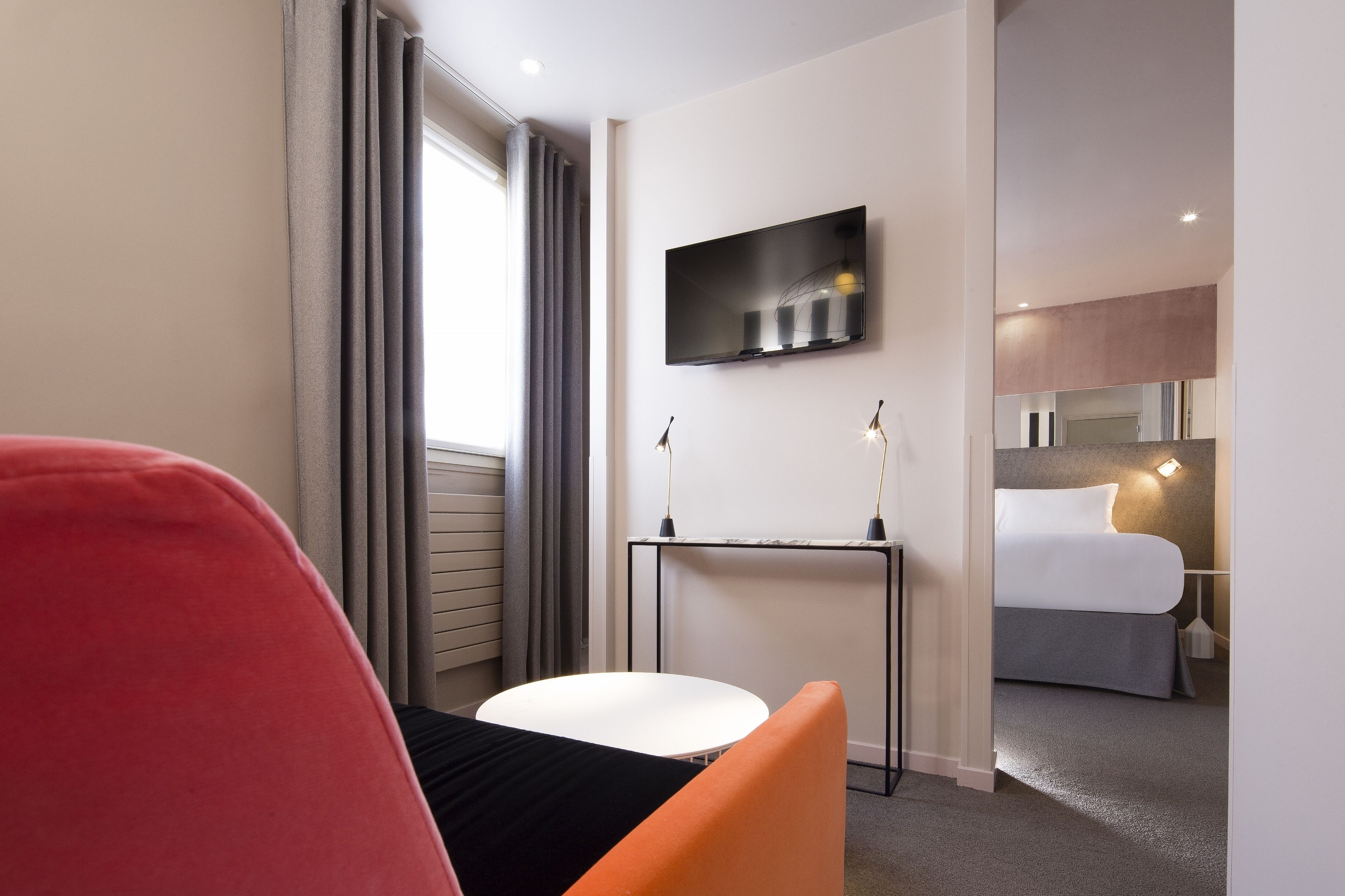 junior suite design luxe | 1 bedroom, in-room safe, individually decorated, individually furnished