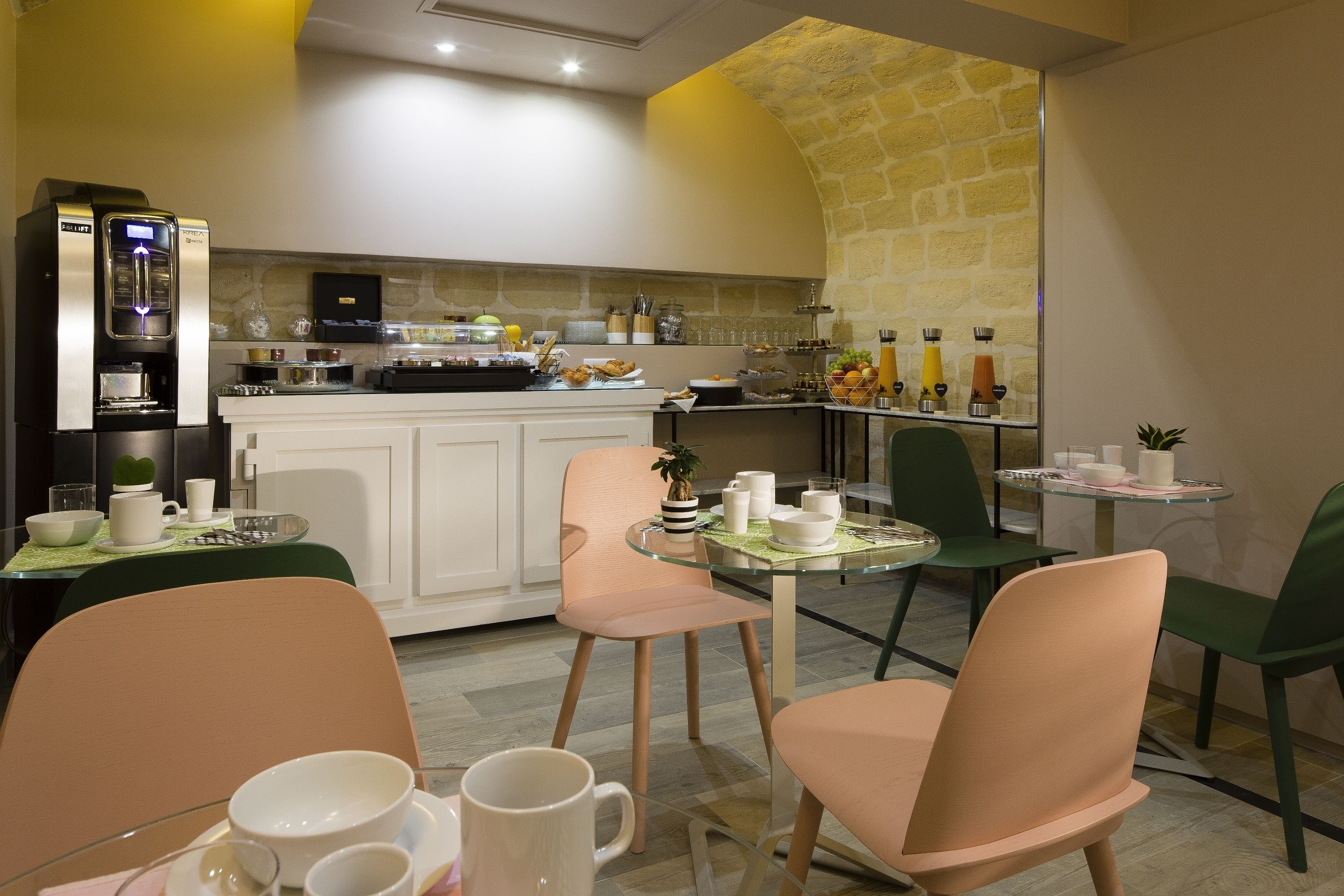 daily buffet breakfast (eur 16 per person)