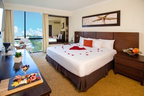 Executive Room, 1 Double Bed | 1 bedroom, desk, blackout curtains, iron/ironing board