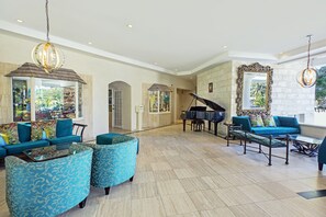 Interior detail - Bougainvillea Barbados (Maxwell)