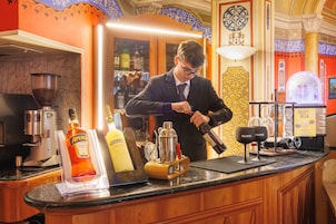 Bar (en el alojamiento)