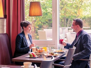 Lunch and dinner served  - Mercure Hotel Düsseldorf - Ratingen (Ratingen)