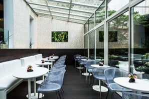 Daily buffet breakfast (EUR 14 per person)