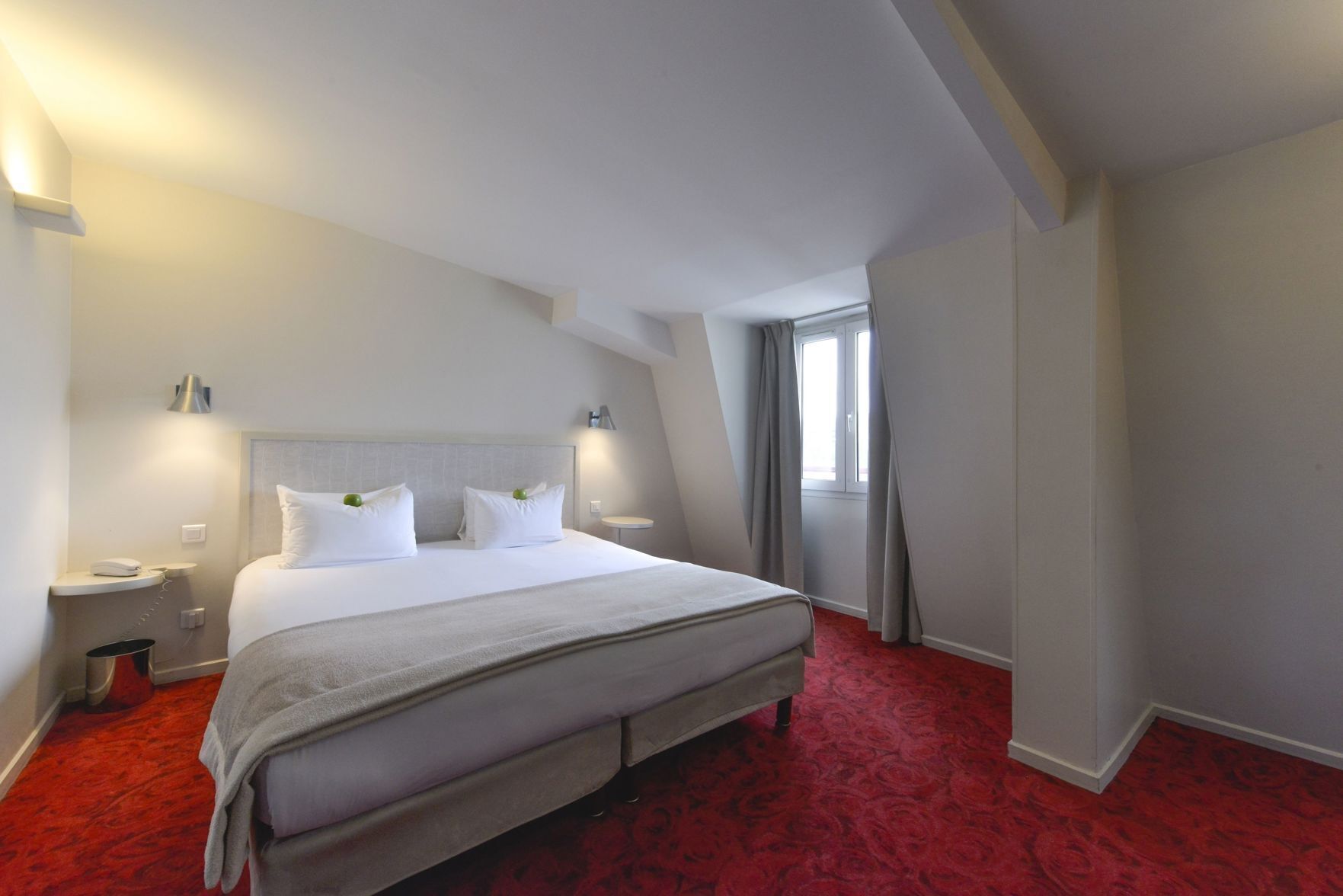 Literie de qualité supérieure, coffres-forts dans les chambres