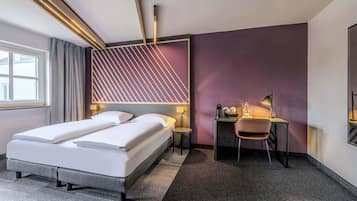 Premium Double Room | Desk, blackout drapes, soundproofing, free WiFi