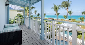 高級寢具、迷你吧、房內夾萬、隔音