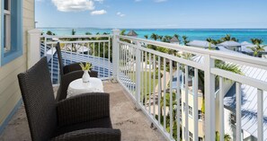 Suite, 2 habitaciones, vista al océano (Key West Oceanview 2 Story, Butler S.) | Ropa de cama de alta calidad y minibar 
