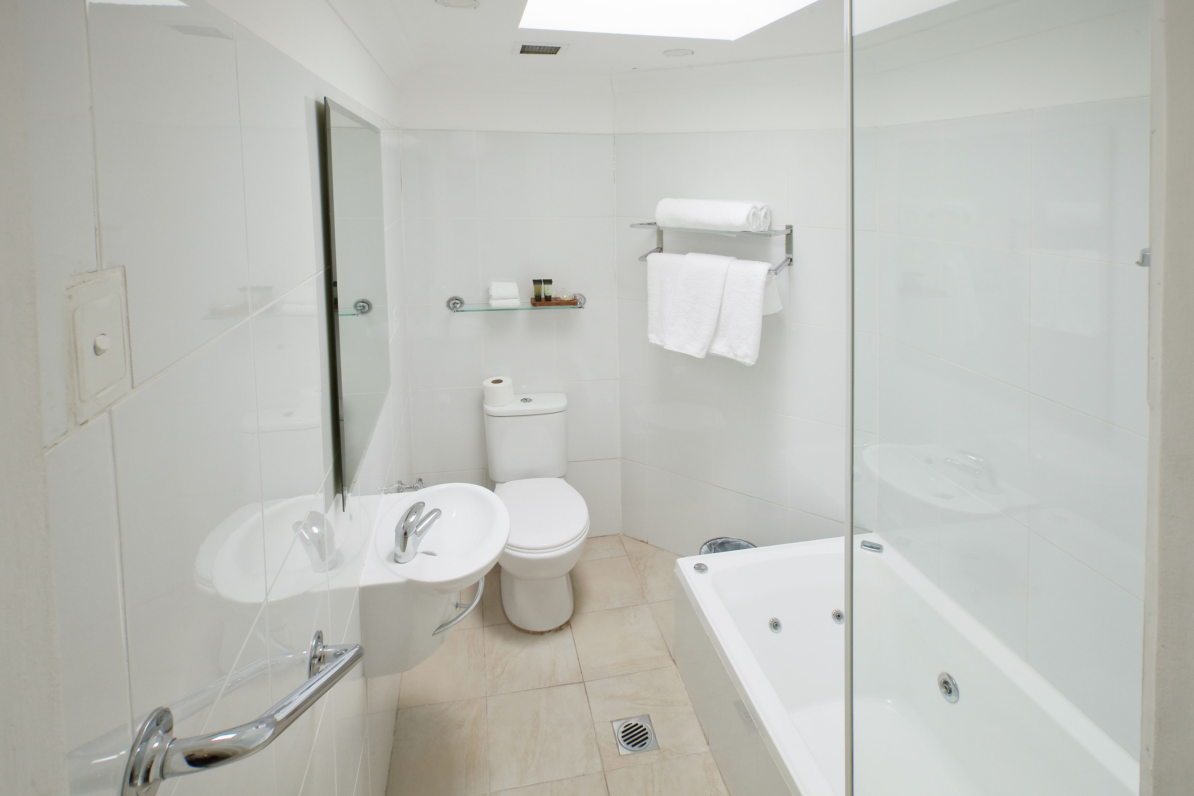 manor suite | bathroom | shower, designer toiletries, hair dryer, towels