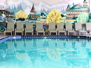 Innenpool, Außenpool (je nach Saison geöffnet)