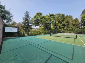 Tennis court