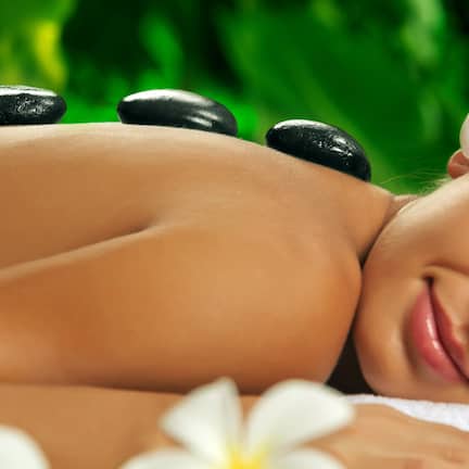 Couples treatment rooms, sauna, steam room, body treatments