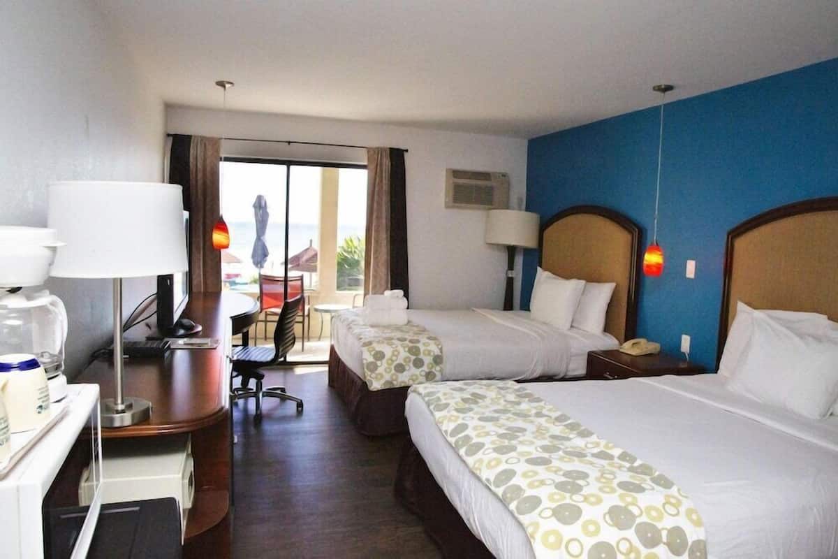 In-room safe, free WiFi, bed sheets