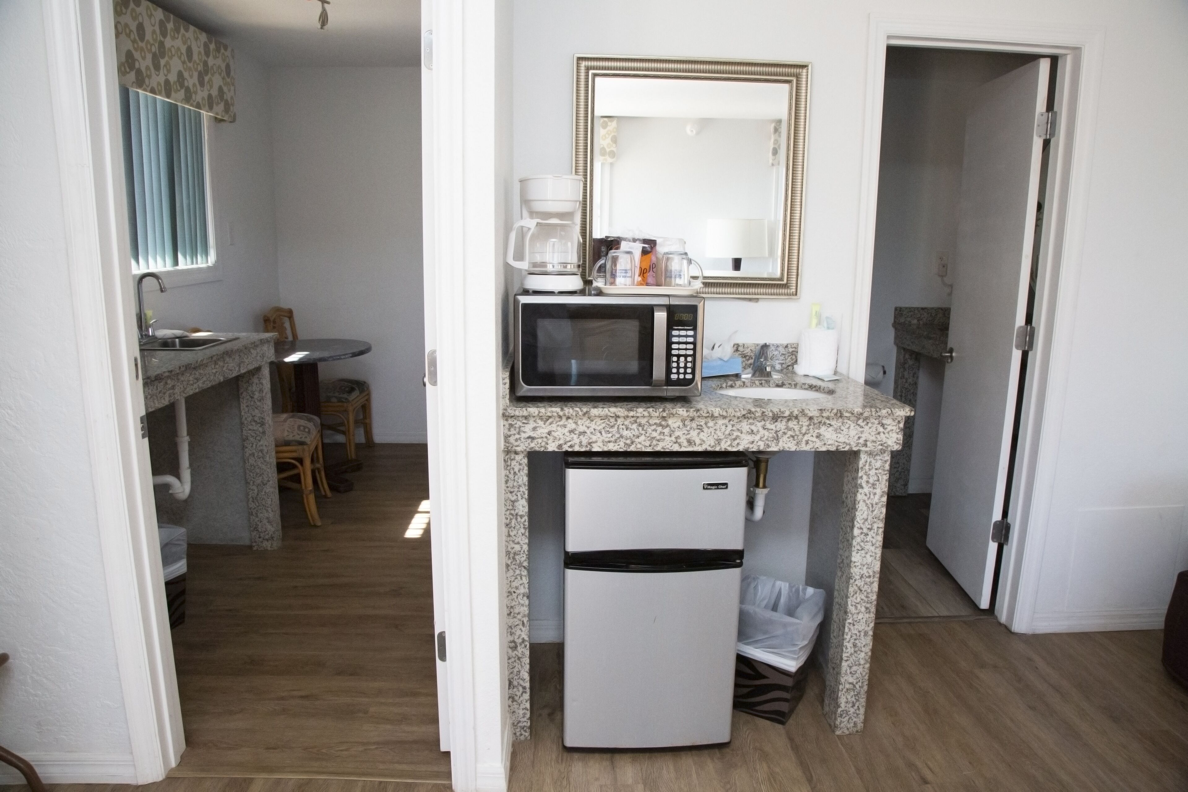 fridge, microwave, coffee/tea maker