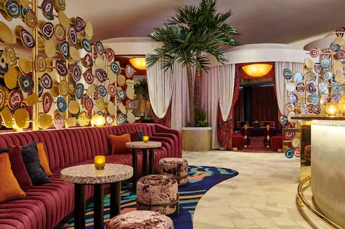 4 bar/lounge, bar a bordo piscina