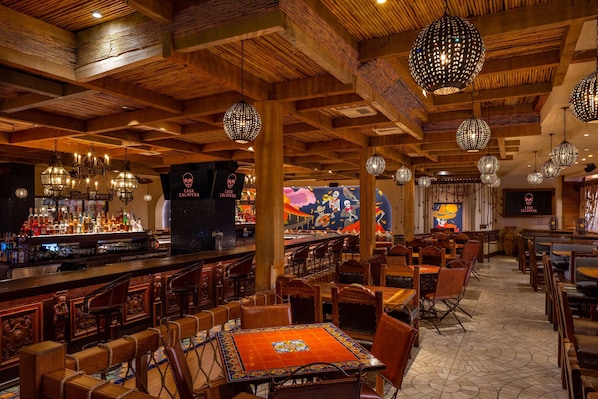 4 bars/lounges, poolside bar