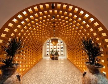 7 restaurants; breakfast, lunch, dinner, and brunch served at Virgin Hotel Las Vegas, Curio Collection by Hilton