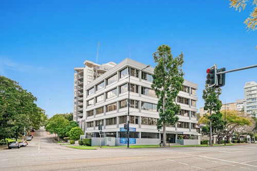 Chasely Apartment Hotel