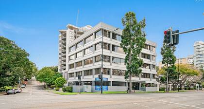 Chasely Apartment Hotel