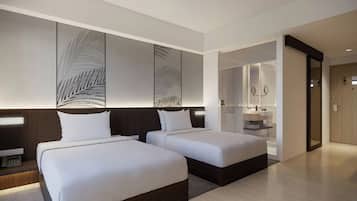 Room, 2 Katil Bujang (Single), Garden View | 1 bilik tidur, bar mini, peti besi dalam bilik, meja