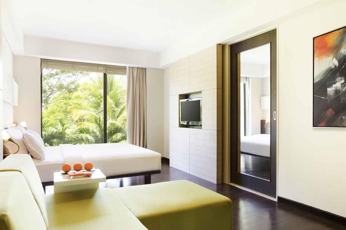 Suíte executiva, 1 cama de casal | 1 quarto, frigobar, cofres nos quartos, escrivaninha