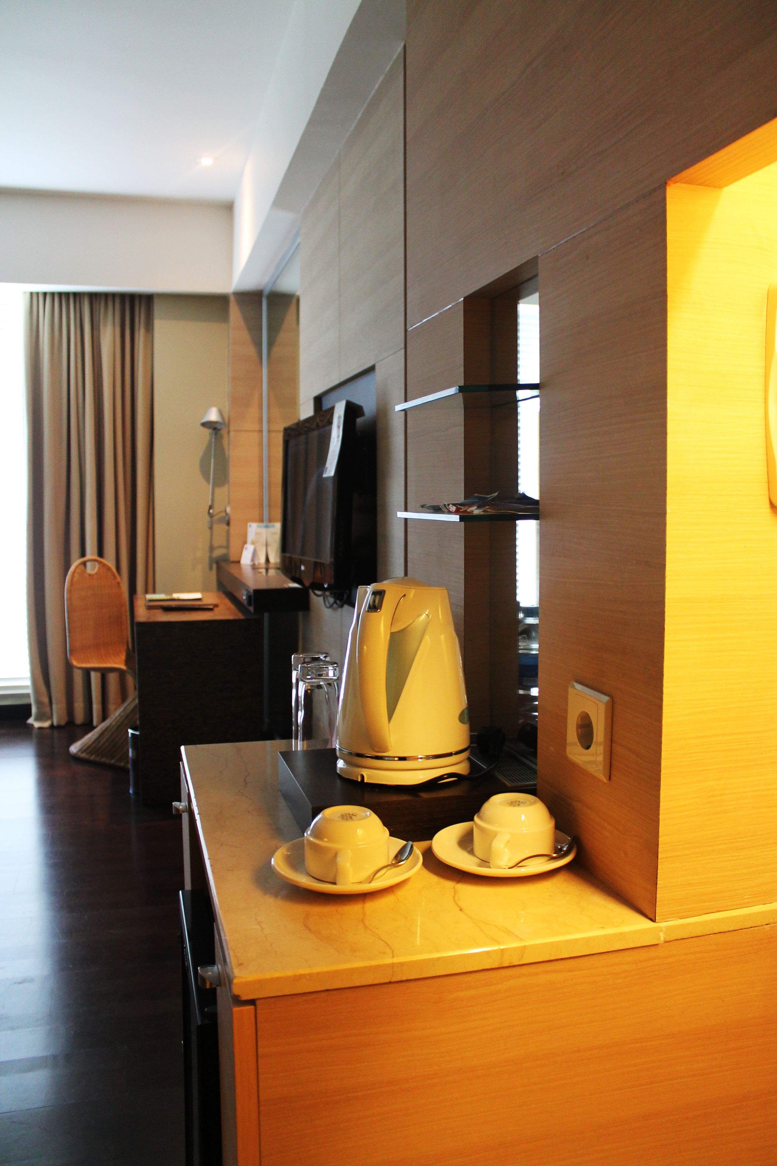 electric kettle, eco-friendly cleaning products