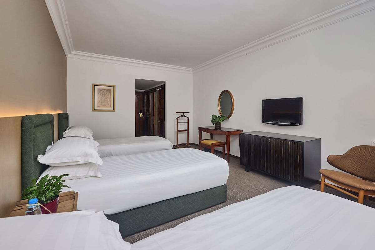 Minibar, in-room safe, desk, soundproofing