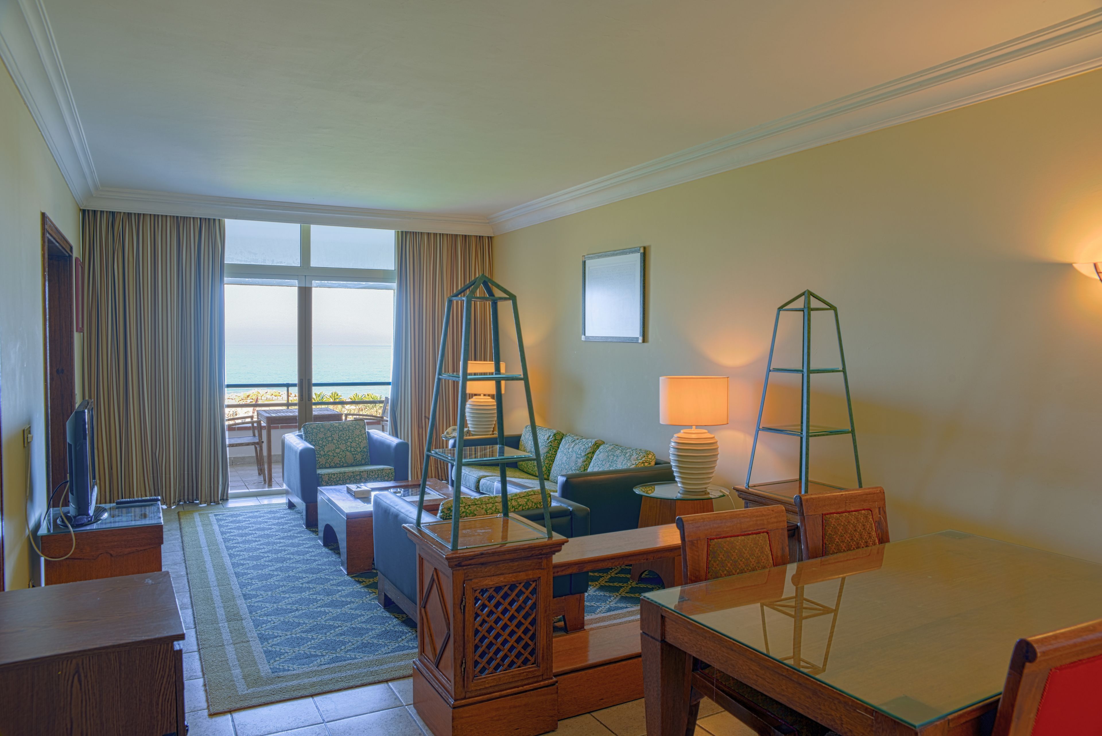 Minibar, in-room safe, desk, soundproofing