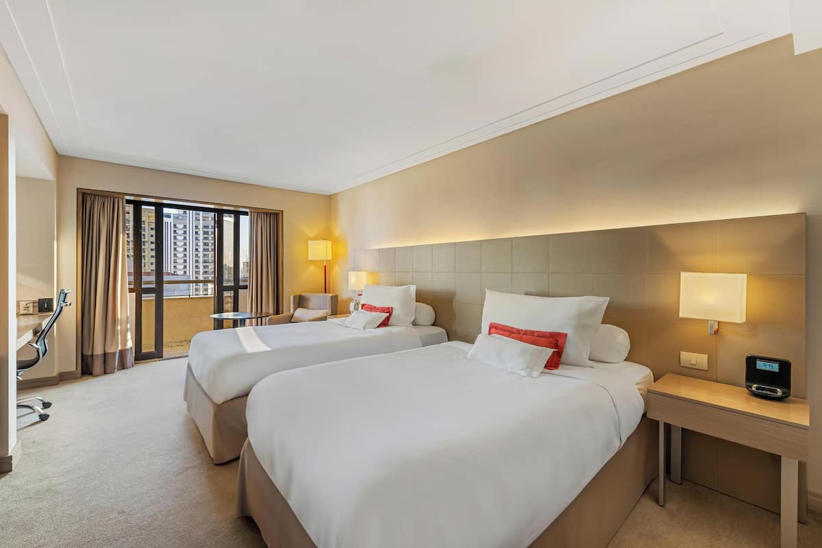1 Schlafzimmer, hochwertige Bettwaren, Pillowtop-Betten, Minibar