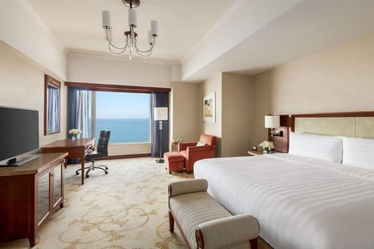 Minibar, in-room safe, desk, blackout curtains