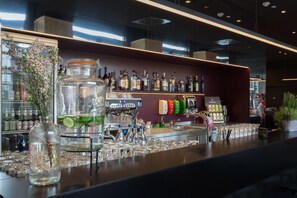 Bar (in der Unterkunft)