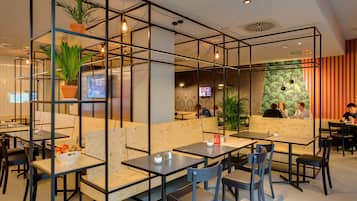 Daily buffet breakfast (EUR 8.90 per person)