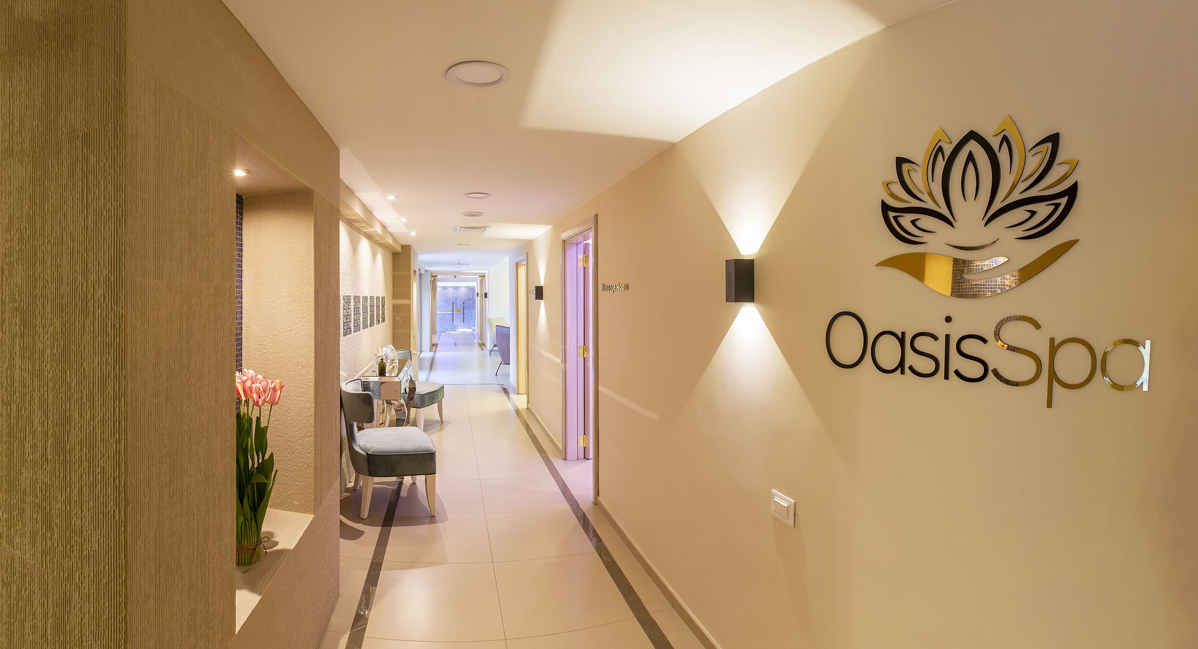 Couples treatment room(s), sauna, steam room, body treatments, mud baths