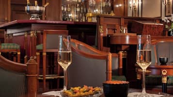 Bar (in der Unterkunft)