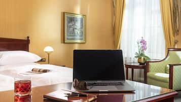 34-Zoll-Flachbildfernseher mit Digitalempfang, Fernseher