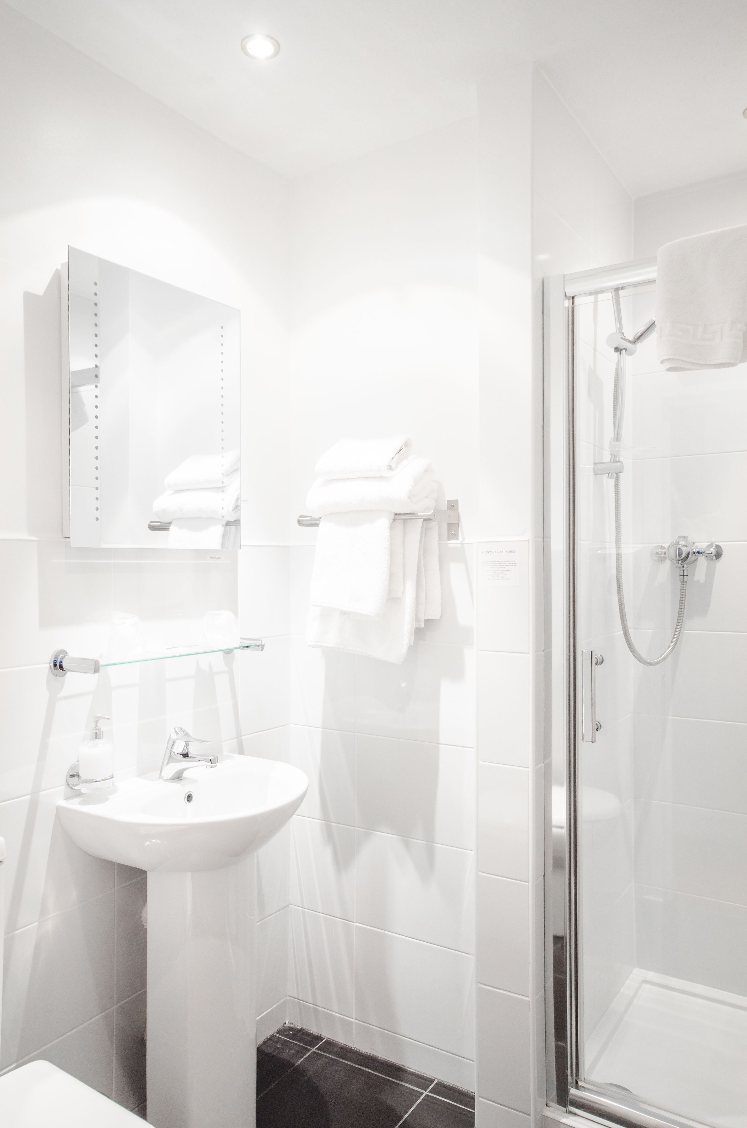 double room | bathroom | free toiletries, hair dryer, towels