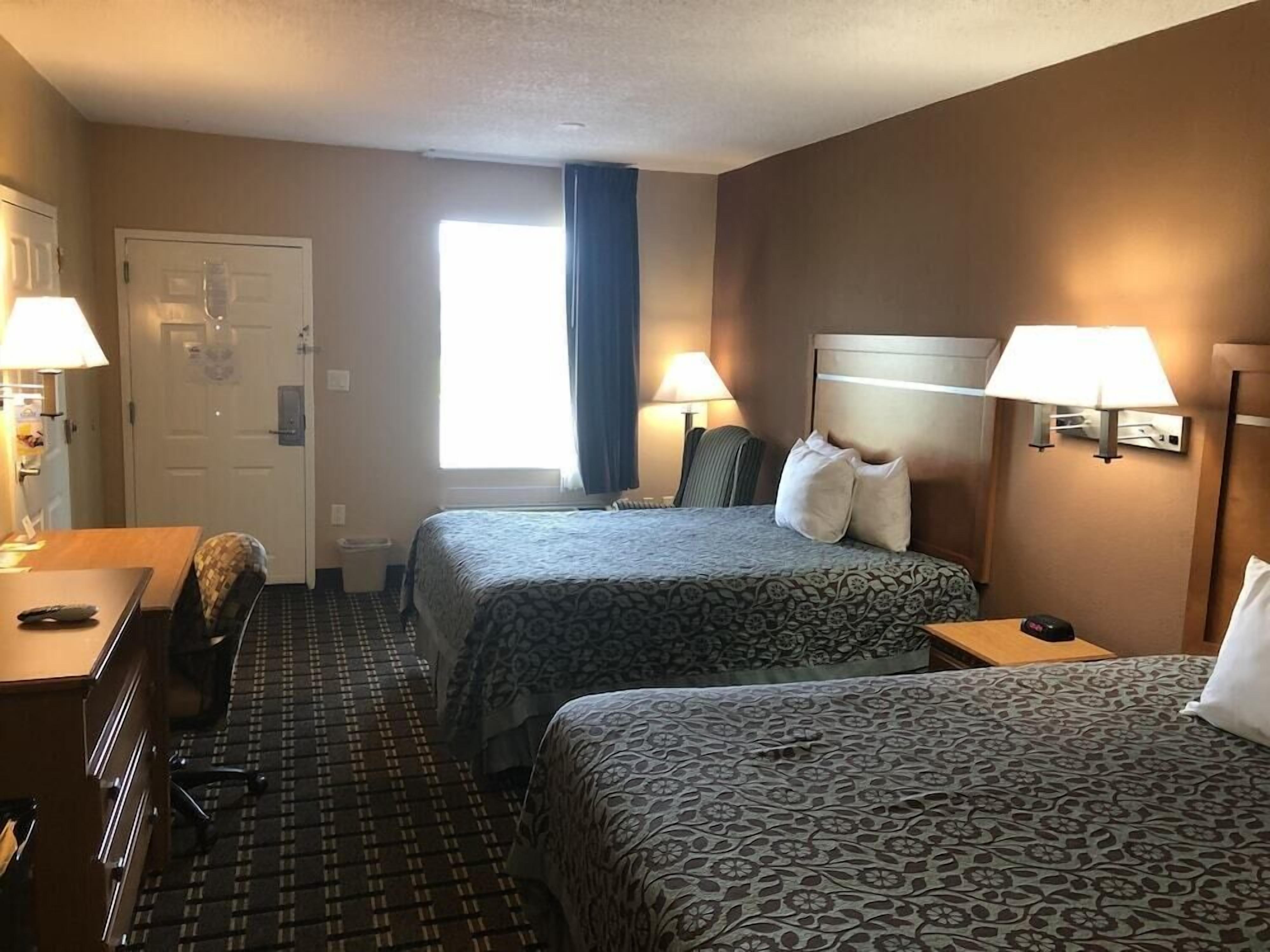 In-room safe, desk, iron/ironing board, free WiFi