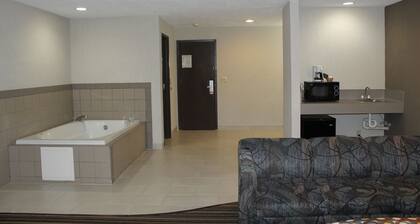 Super 8 by Wyndham Missouri Valley