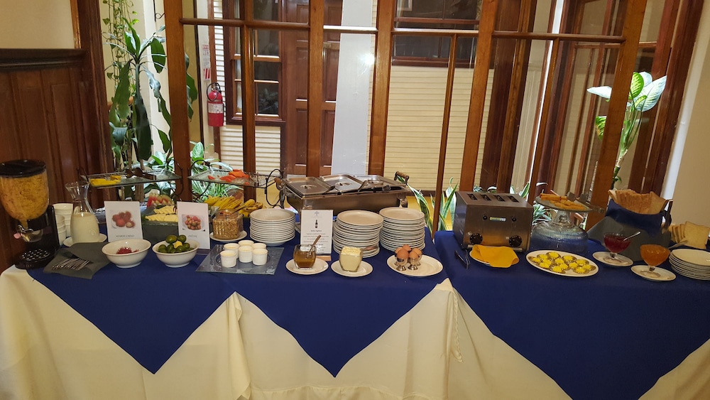 Fleur De Lys Hotel by null