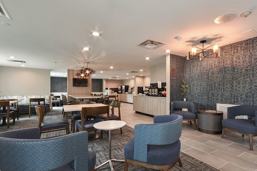 Fairfield Inn by Marriott Arrowood