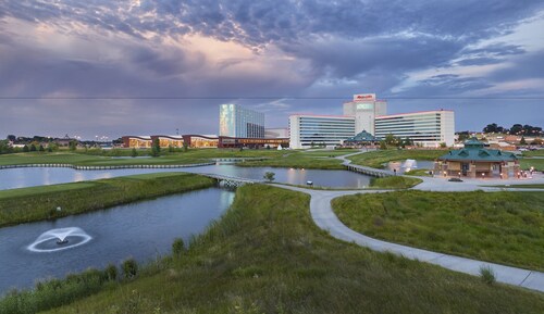 Mystic Lake Casino Hotel