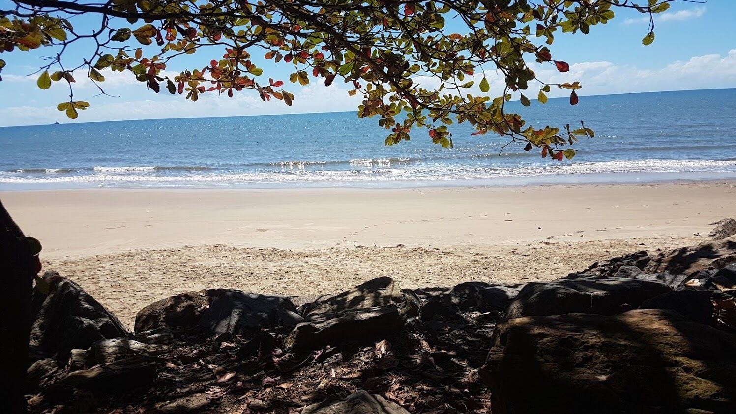 Golden Sands Beachfront Apartment Resort — image 22