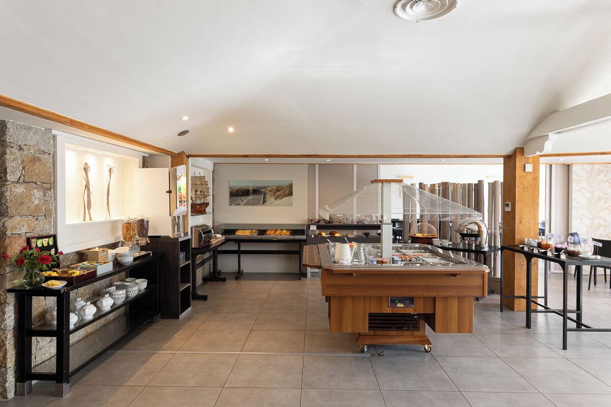 daily buffet breakfast (eur 12 per person)