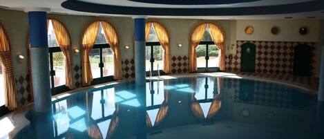 Indoor pool, outdoor pool