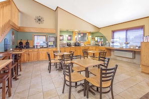 Free daily continental breakfast